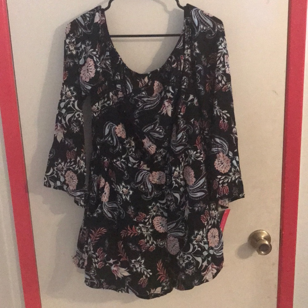 Off the shoulder, floral romper • NWT